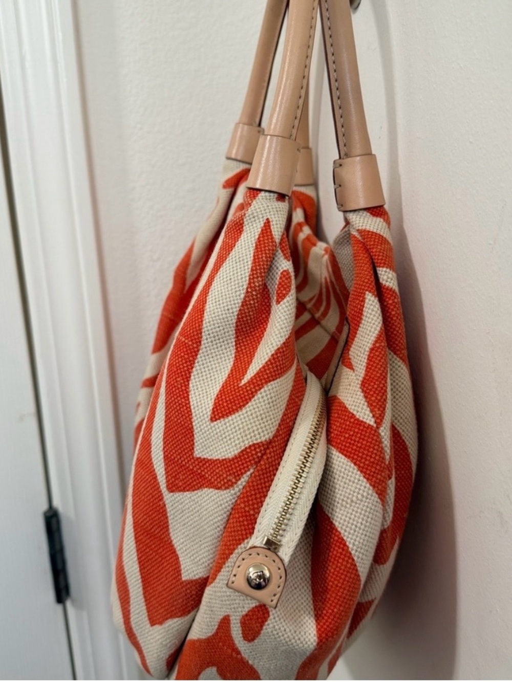 Kate Spade Orange and Cream Zebra-Print Hobo Bag with Beige Handles - Picture 7 of 8